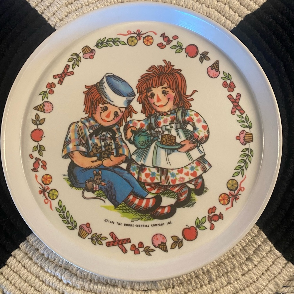 Raggedy Ann & Andy Kids Plate - White with Multicolor Illustration vintage